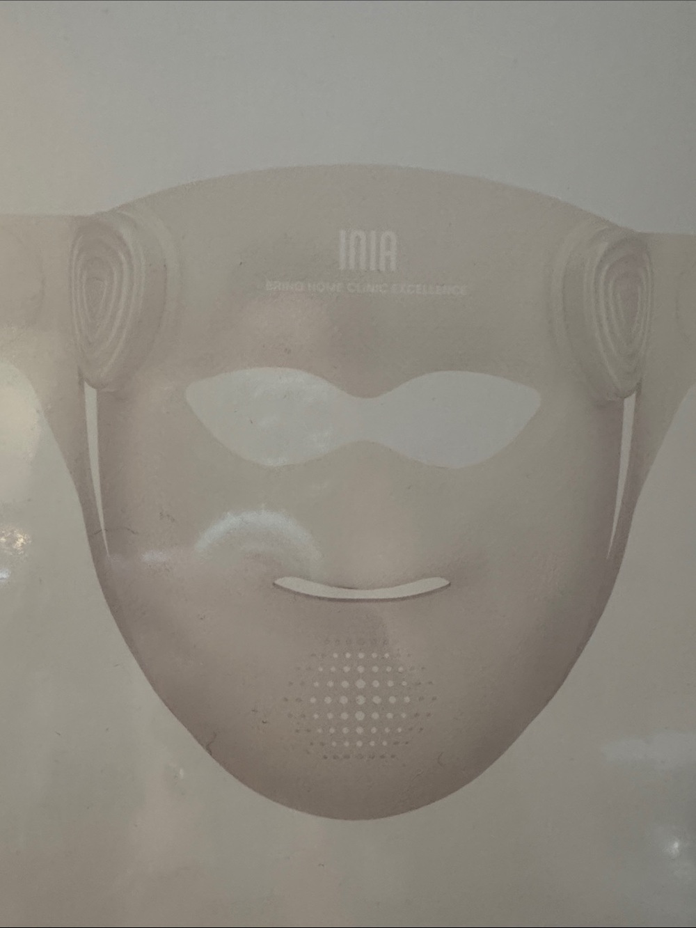 INIA Glow LED Facial Mask Pink